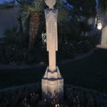statue
